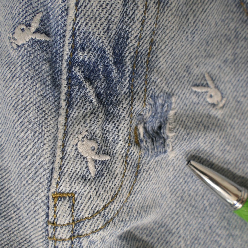 PacSun Womens Shorts Denim Blue 24 Light Wash Embroidered Bunny Playboy Y2K - Picture 7 of 10